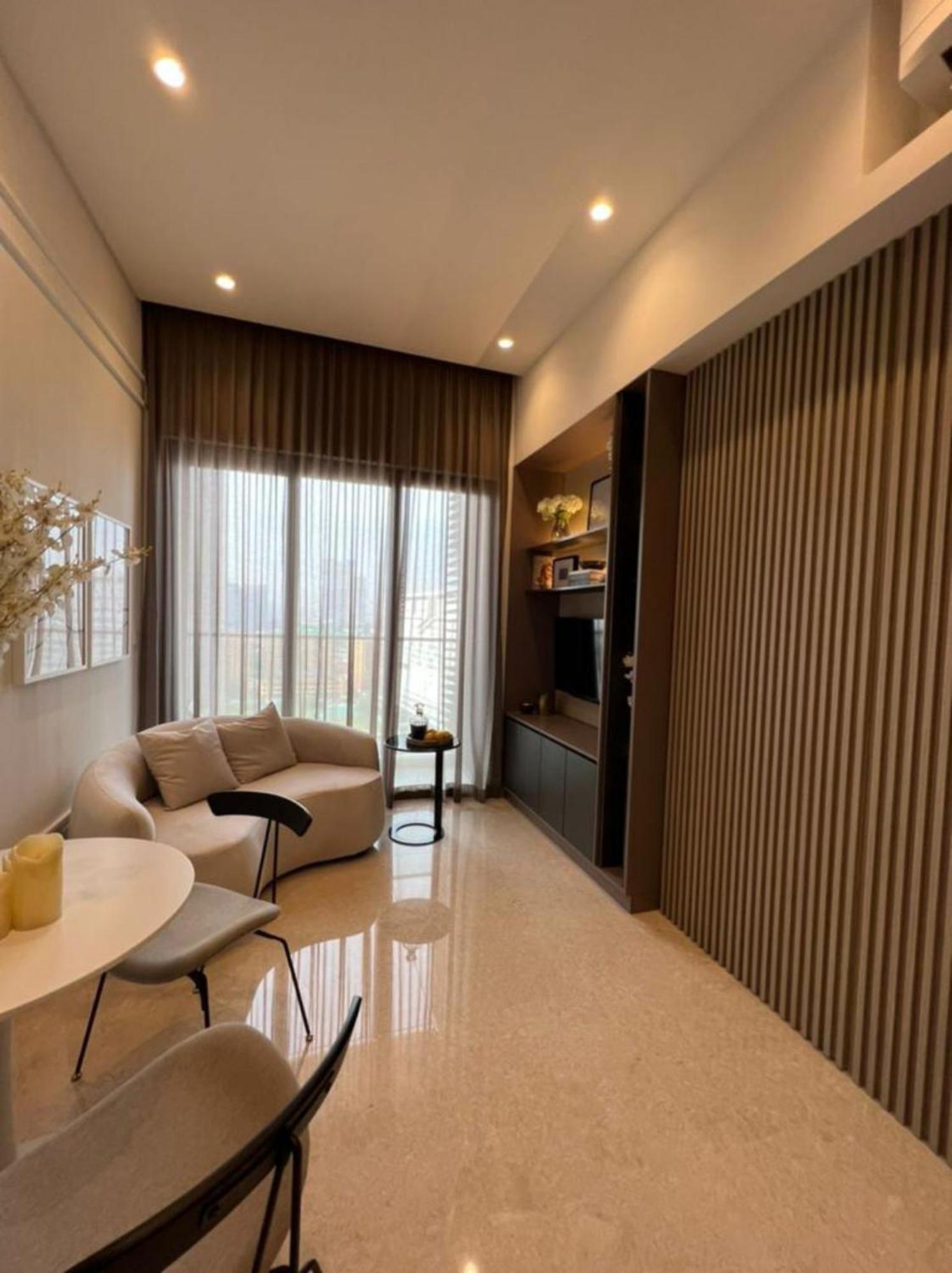 Lotus Infinity Pool At Lucentia Apartment Kuala Lumpur Exterior foto